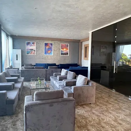 Cozy Elegant In Perla Del Mar Complex Apartament Łozenec
